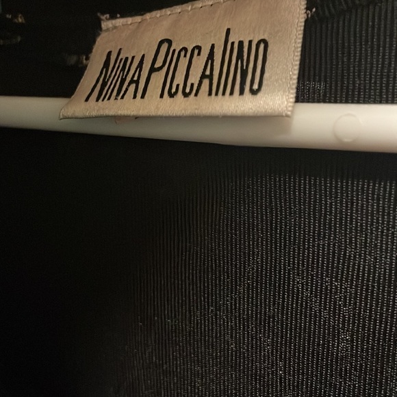 2 dresses - Picture 17 of 17